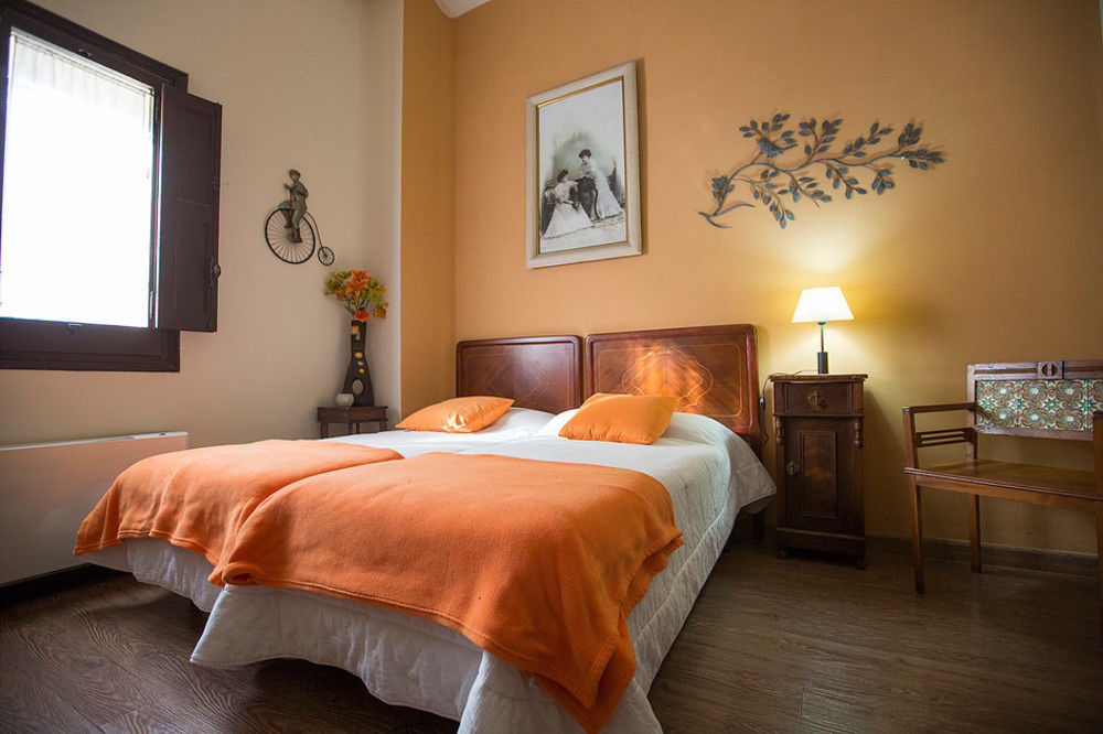 La Torre Del Vilar Santa Eulalia de Ríuprimer Extérieur photo